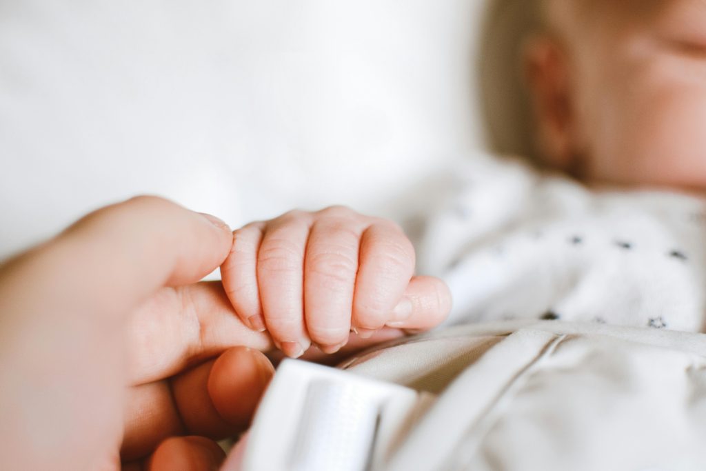 quanto costa mantenere un figlio?