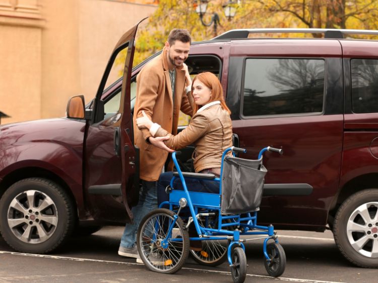 Veicoli Usati Per Trasporto Disabili, Quali Vantaggi - Bonusepagamenti.it