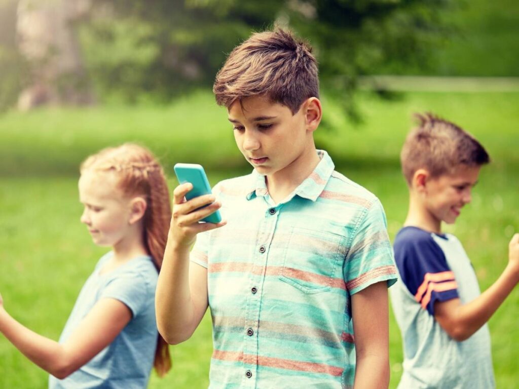 abitudini dei giovani scuola e docenti