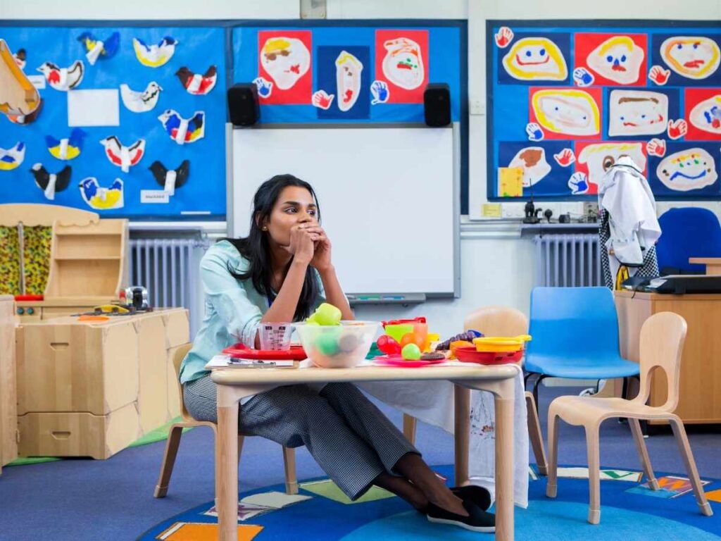 Docenti precari gratis nelle scuole Cassazione esclude caporalato