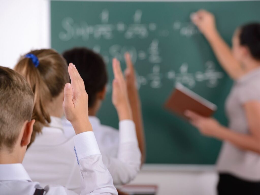 precari scuola esclusi da carta docente, pioggia di ricorsi