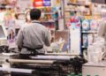 sfruttamento sul lavoro in un supermercato di catania
